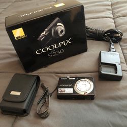 Nixon Camera Touch Screen