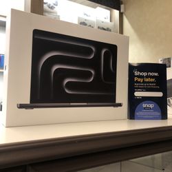 14 Inch MacBook Pro M5 32GB Ram 1TB Storage (Located In Downey, CA)