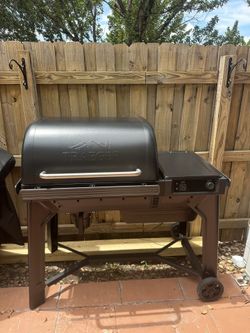 Traeger Woodridge only used 2 times