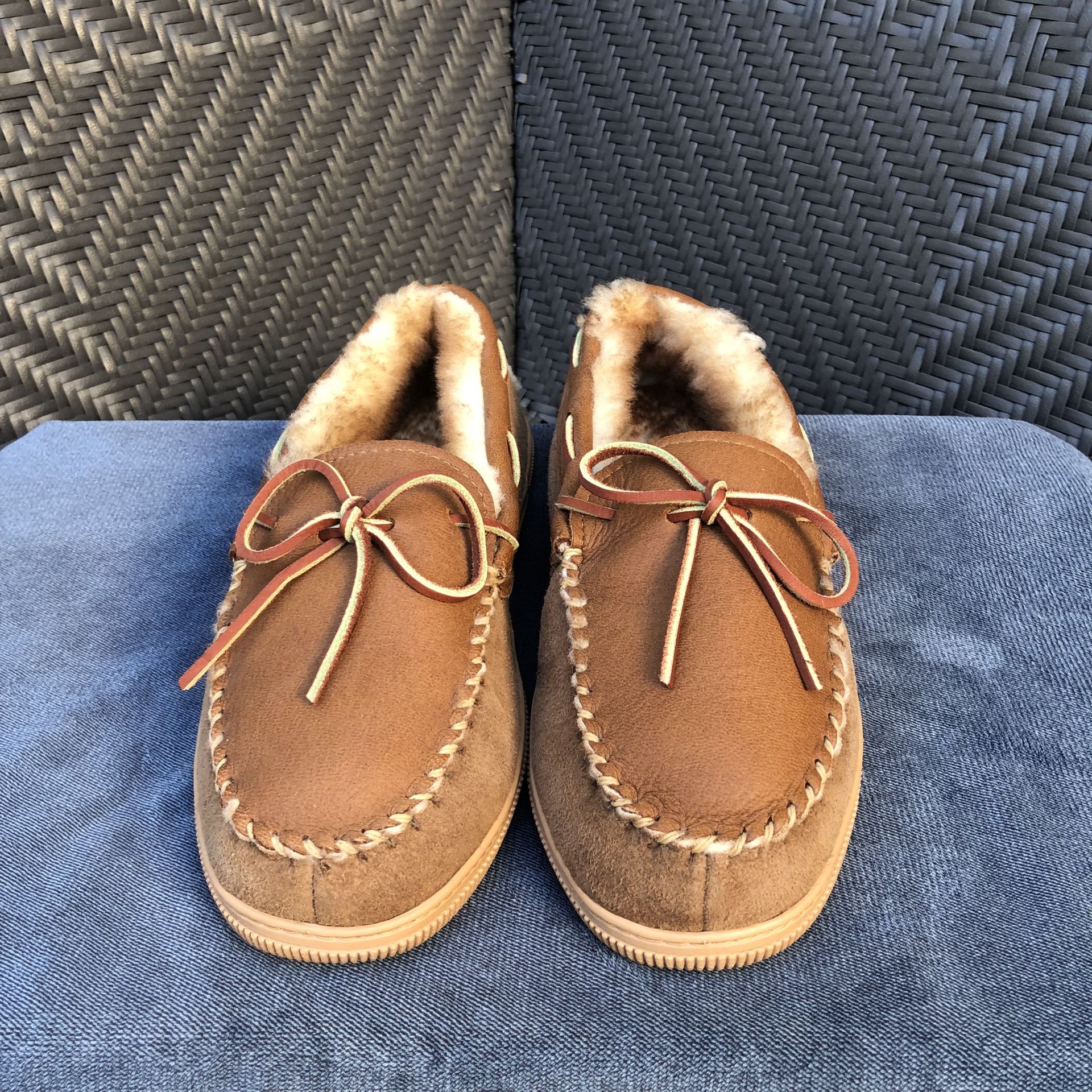 Hush Puppies Men’s Moccasins/ Slippers Size 9M