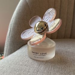Daisy Love Eau So Sweet Marc Jacob’s