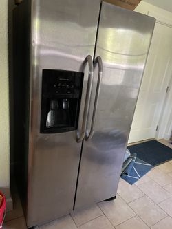 Frigidaire French Door Refrigerator 26 Cu Ft