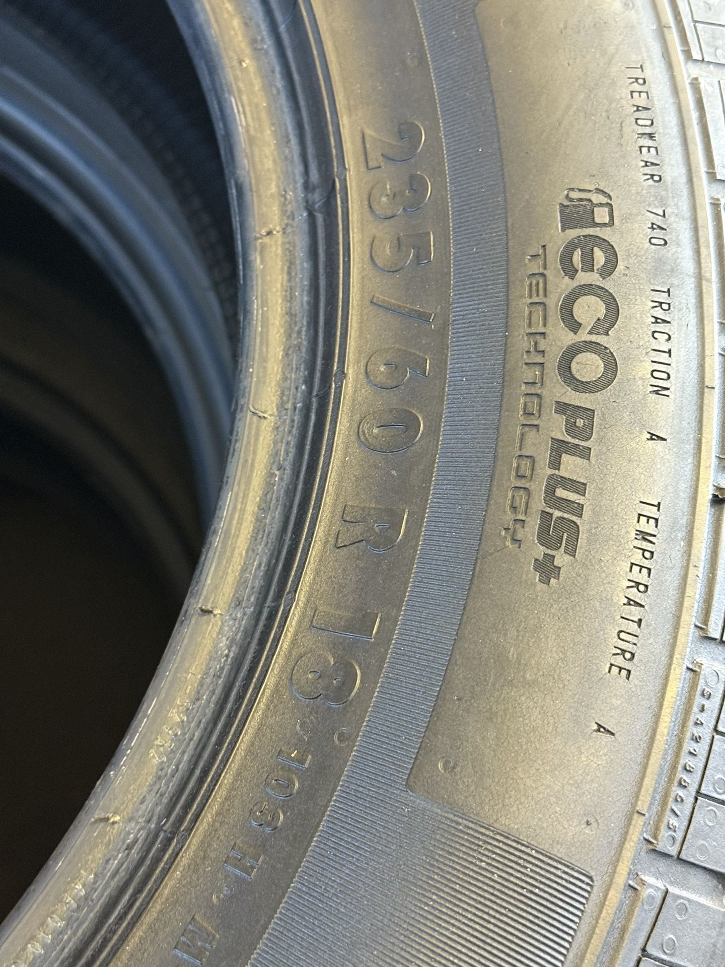 235/50/18 Honda Toyota Tire
