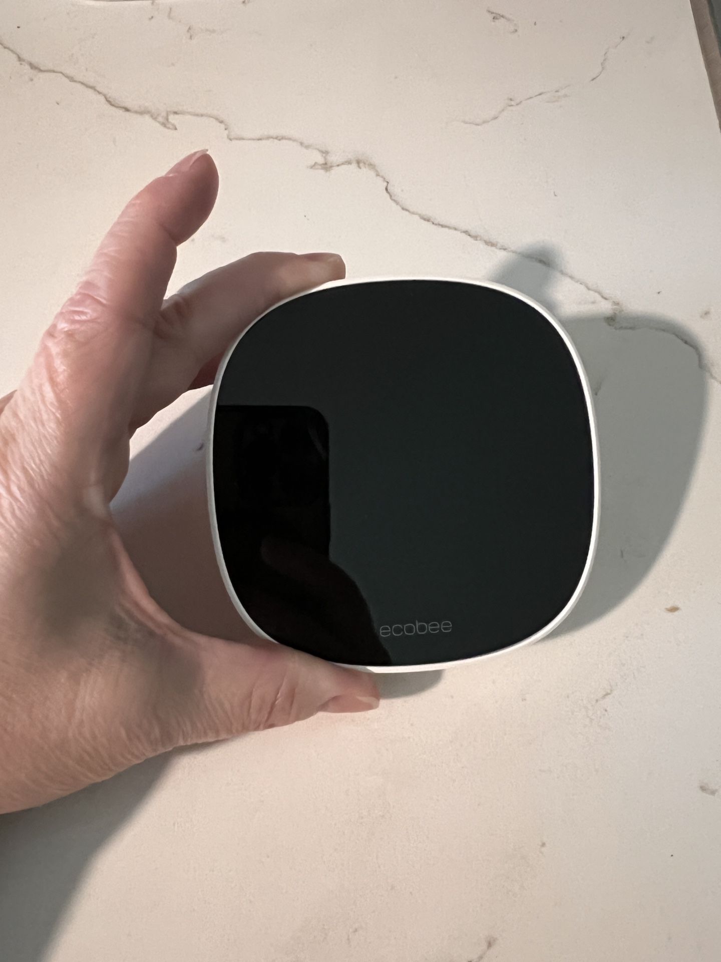 Ecobee SmartThermostat Essential Model With Wall Cover Plate