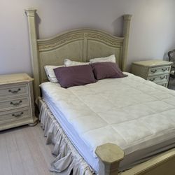 Vintage King Bedroom Set