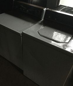 Hotpoint older model washer and dryer set/ 30 day warranty/delivery and installation are available
