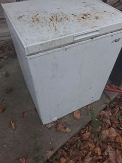 Deep freezer