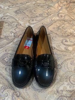 Brand New Coach size 9 women’s