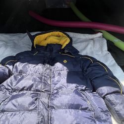 Swiss Cross ✝️  Medium puffer coat in blue and maze