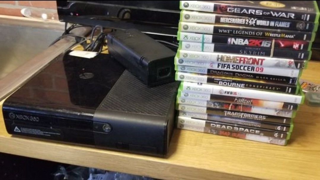 Xbox 360 with Games