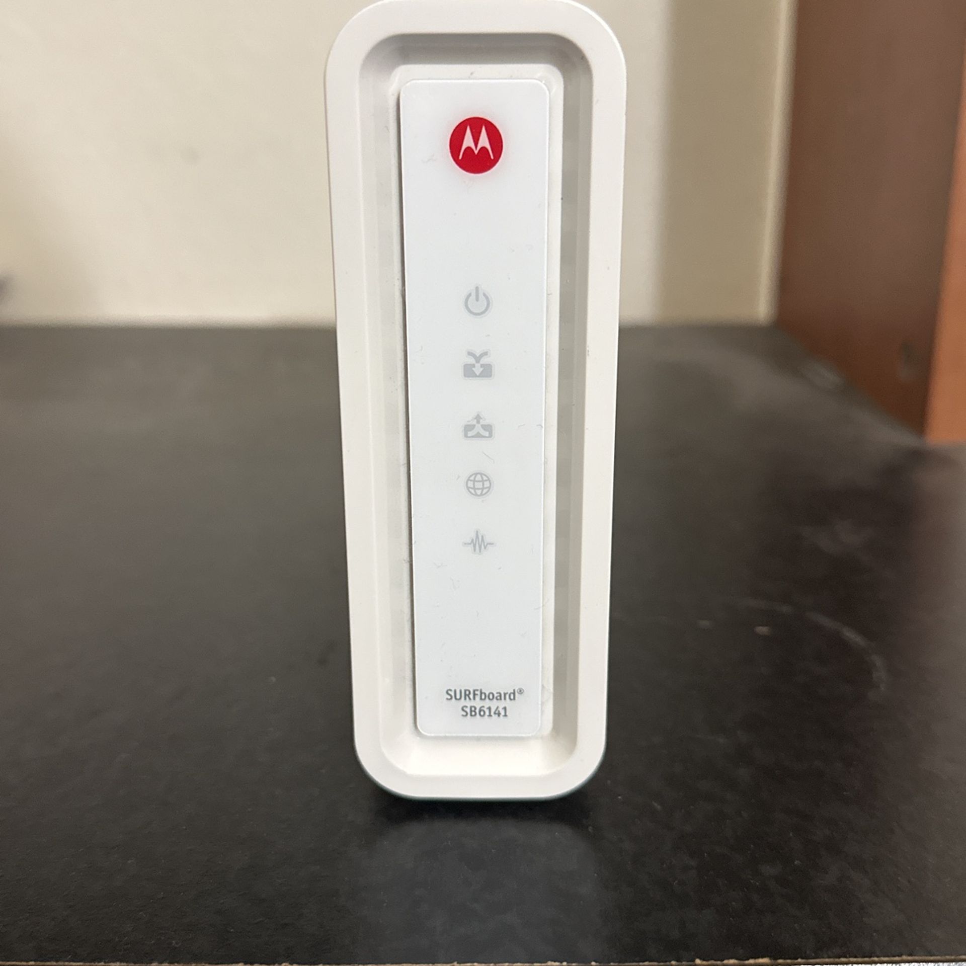 Motorola Surfboard SB6141 Modem