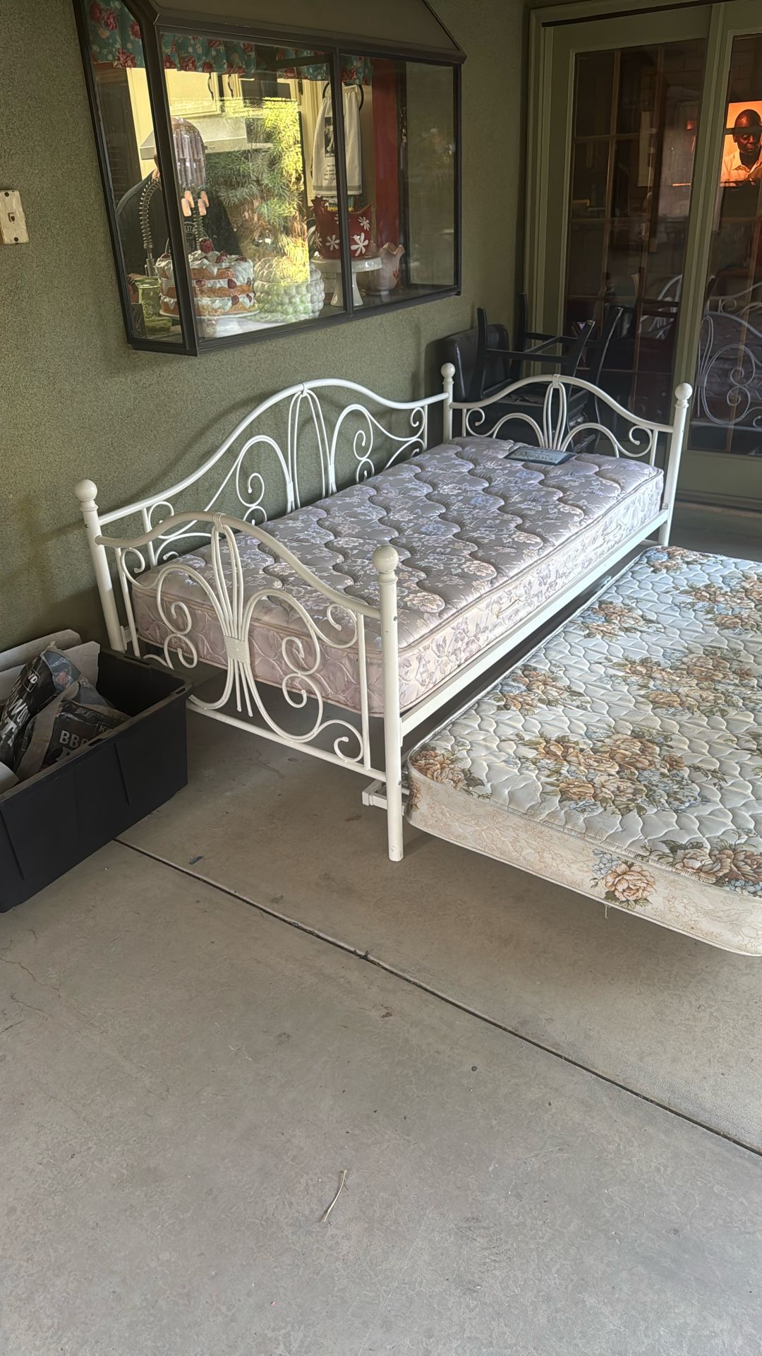 Twin Bed With Rollout Twin Frame