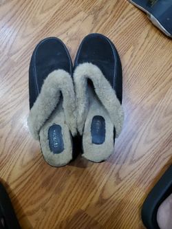 Used Once Black women shoe Size 9