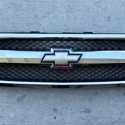 2010 Chevrolet Silverado Grille