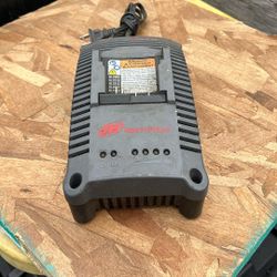 12V & 20V Ingersoll Rand Lithium Charger 