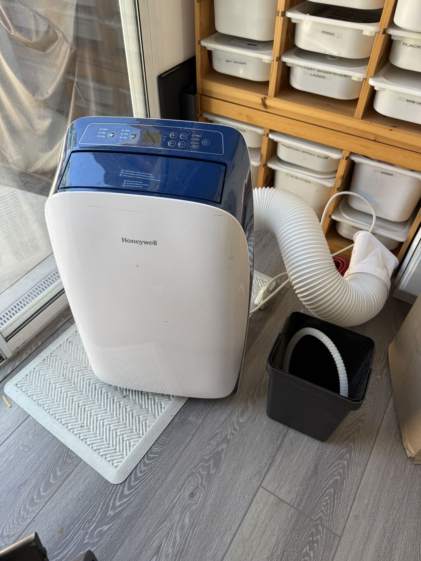 Honeywell Contempo Series Portable Air Conditioner, Dehumidifier & Fan with Dual Filtration System for Rooms Up To 400-550 Sq. Ft.