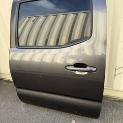 2016 2017 2019 2020 2021 2022 2023 TOYOTA TACOMA DRIVER REAR DOOR COMPLETE