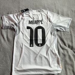 🔥 Mbappe Real Madrid Home Jersey 25/26 – New w/ Tags – Clean – M/L/XL ⚪️