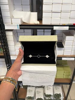 Van Cleef & Arpels Alhambra Bracelet with Box