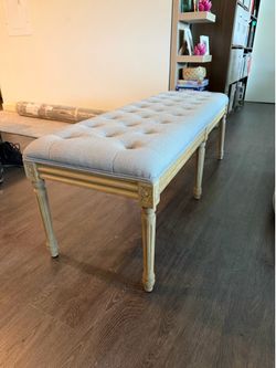 French Provincial Tufted Upholstered Bedroom Bench – Distressed Wood Frame