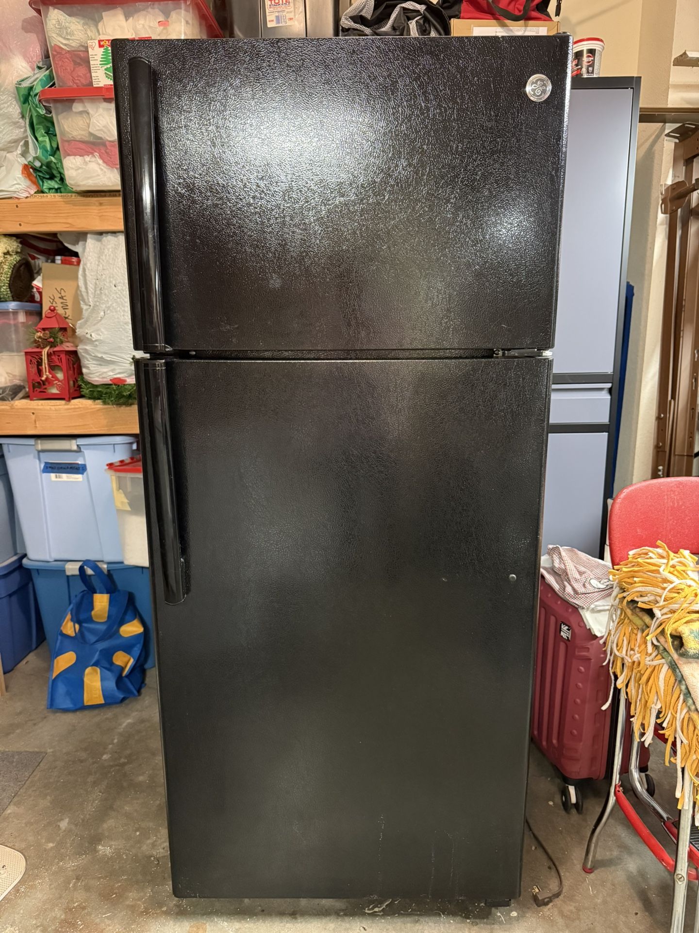 GE Refrigerator