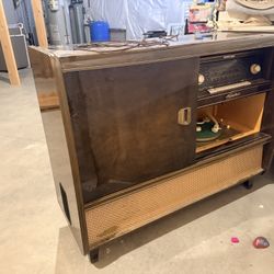 Metz 1512 Console Stereo/turntable