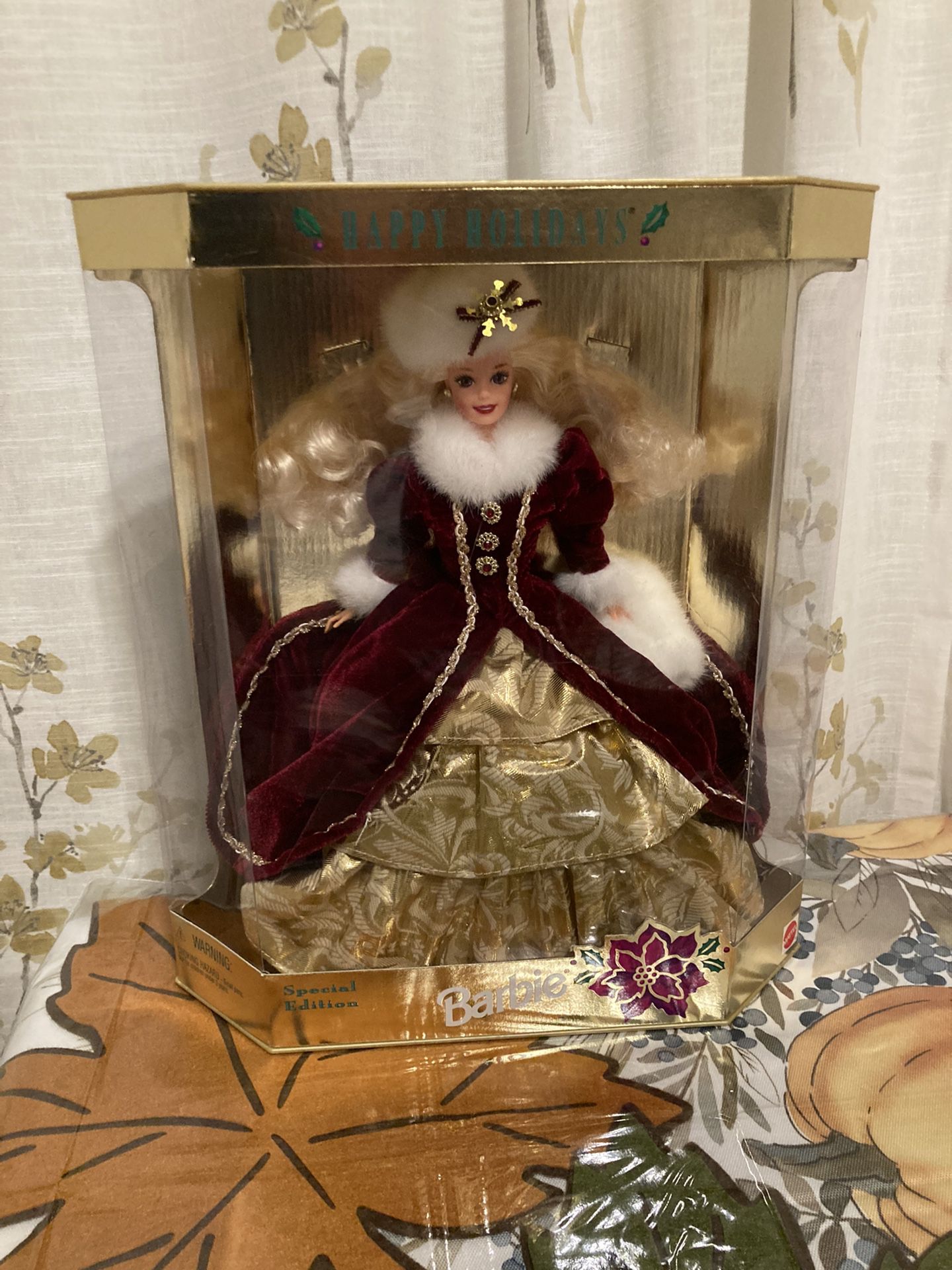 New Special Edition 1996  Happy Holidays Barbie 