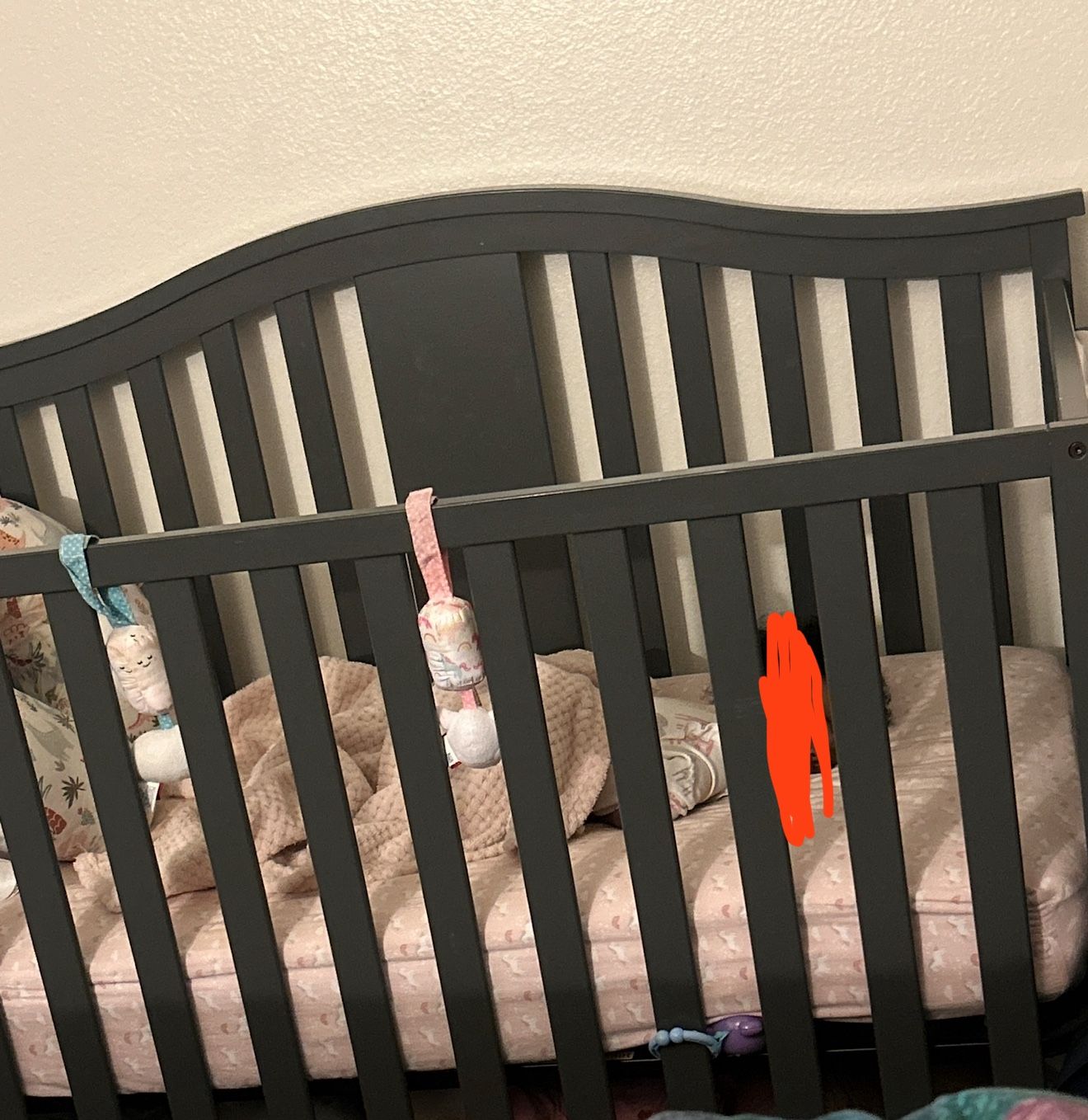 Graco Solano 5-in-1 Crib and Changing Table With Storage