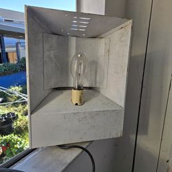 High Pressure Sodium Light