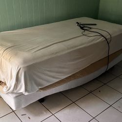Medical Bed For Patient On Whheels 