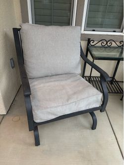 Free (2) Outdoor Chairs & Table