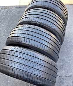 205/55/16 Yokohama set de Tires con 70% de vida las 4