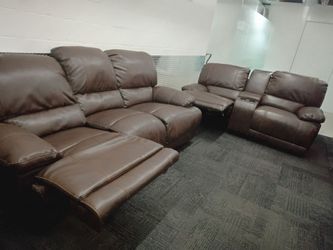 Delivery or pick up today! Beautiful Recliner couch set. Storage and cupholders. Nice couch sofa loveseat