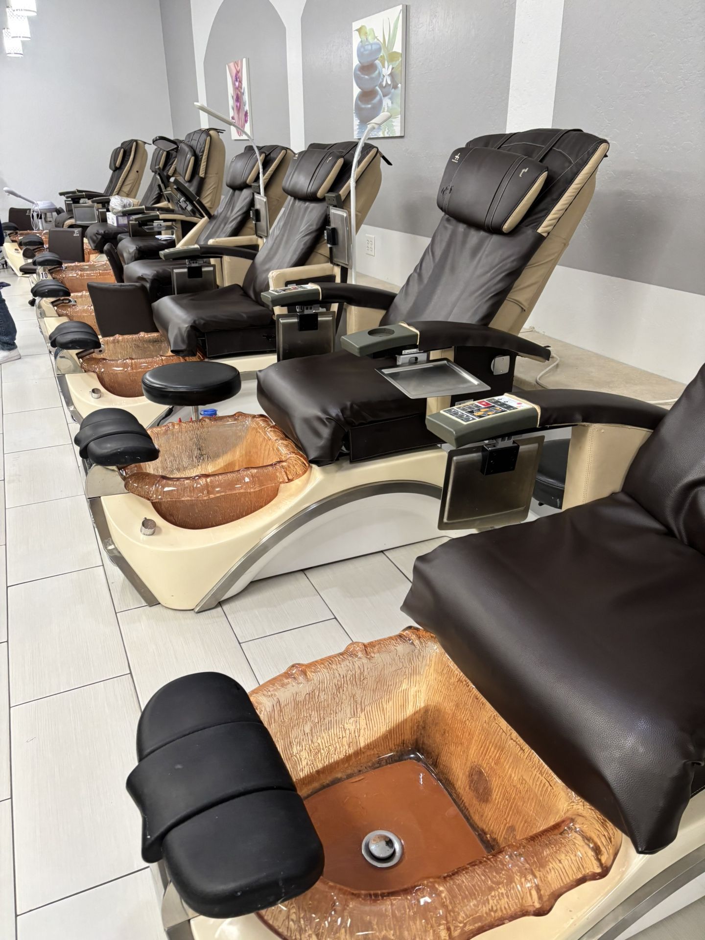 Pedicure Chairs Up For Sale 12 Available!
