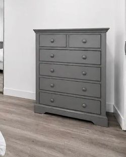 Beautiful spacious Dresser