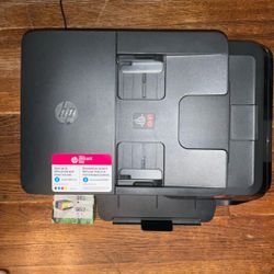 HP OfficeJet Pro 8710 All In One Wireless Printer + New Color Cartridge