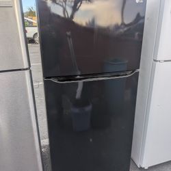 LG Glossy Black Refrigerator/3 Months Of Warranty And Free Local Delivery 