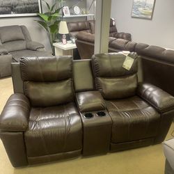 Chocolate Power Reclining Loveseat 