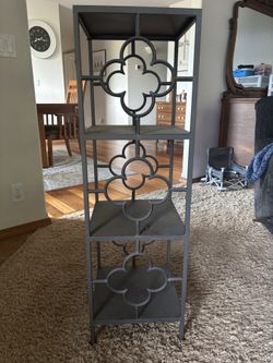 Metal plant stand