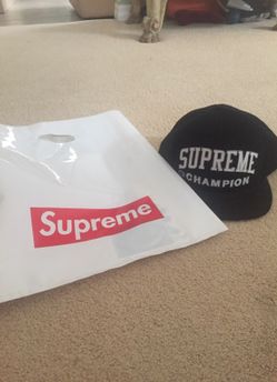 Supreme Black and White Hat