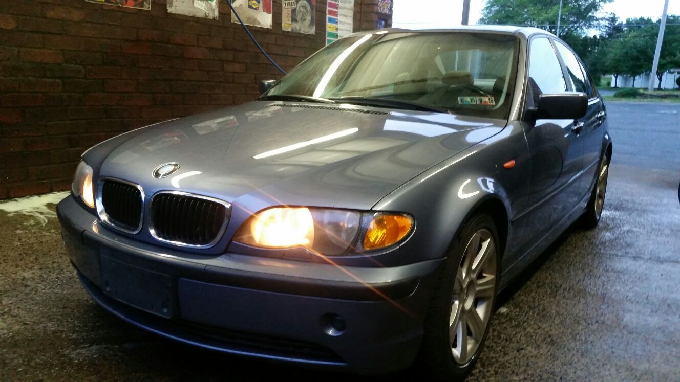 Bmw 3 series 1 owner like new