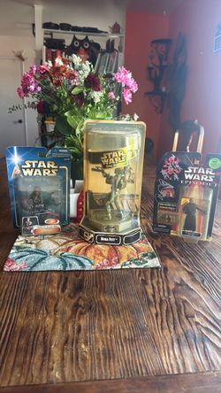 Star Wars Action Figure Lot of 3