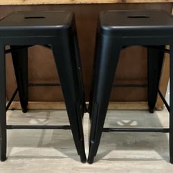 Set of 2 Industrial Black Metal Bar Stools - Stackable & Backless