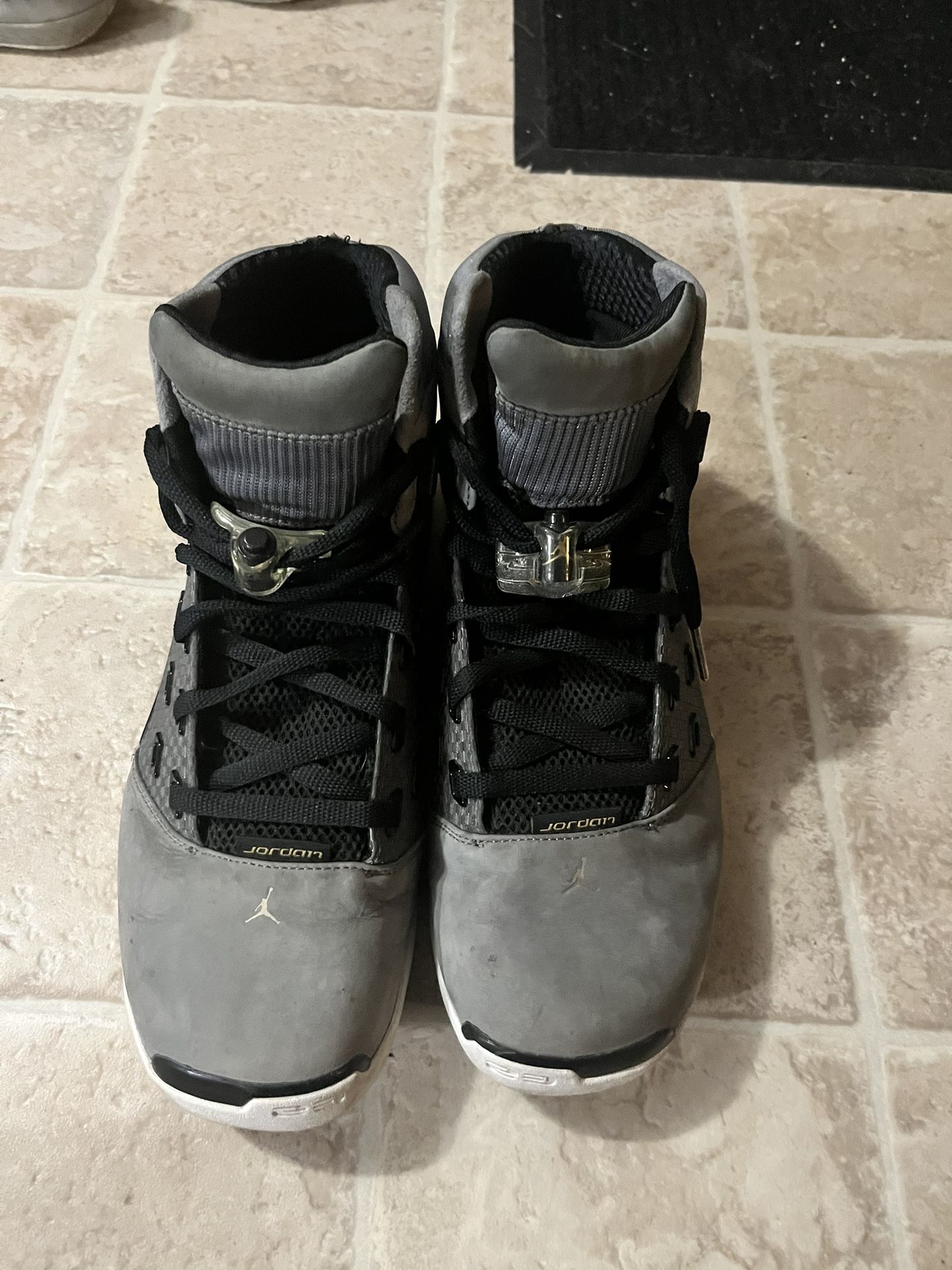 2017 Trophy Room x Air Jordan 17 Retro ‘Cool Grey’