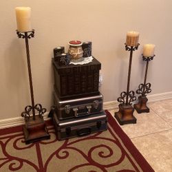 3 Lg Candle 🕯️ Holders