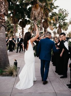 Wedding dress + Veil Included
