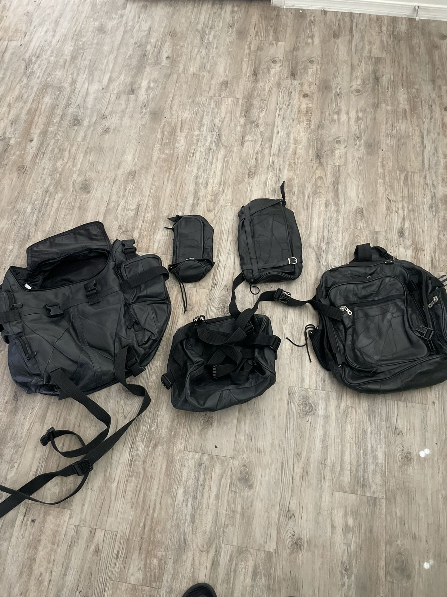 Harley Bag Set (buffalo Leather) -