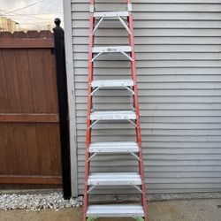 Louisville 8FT Ladder