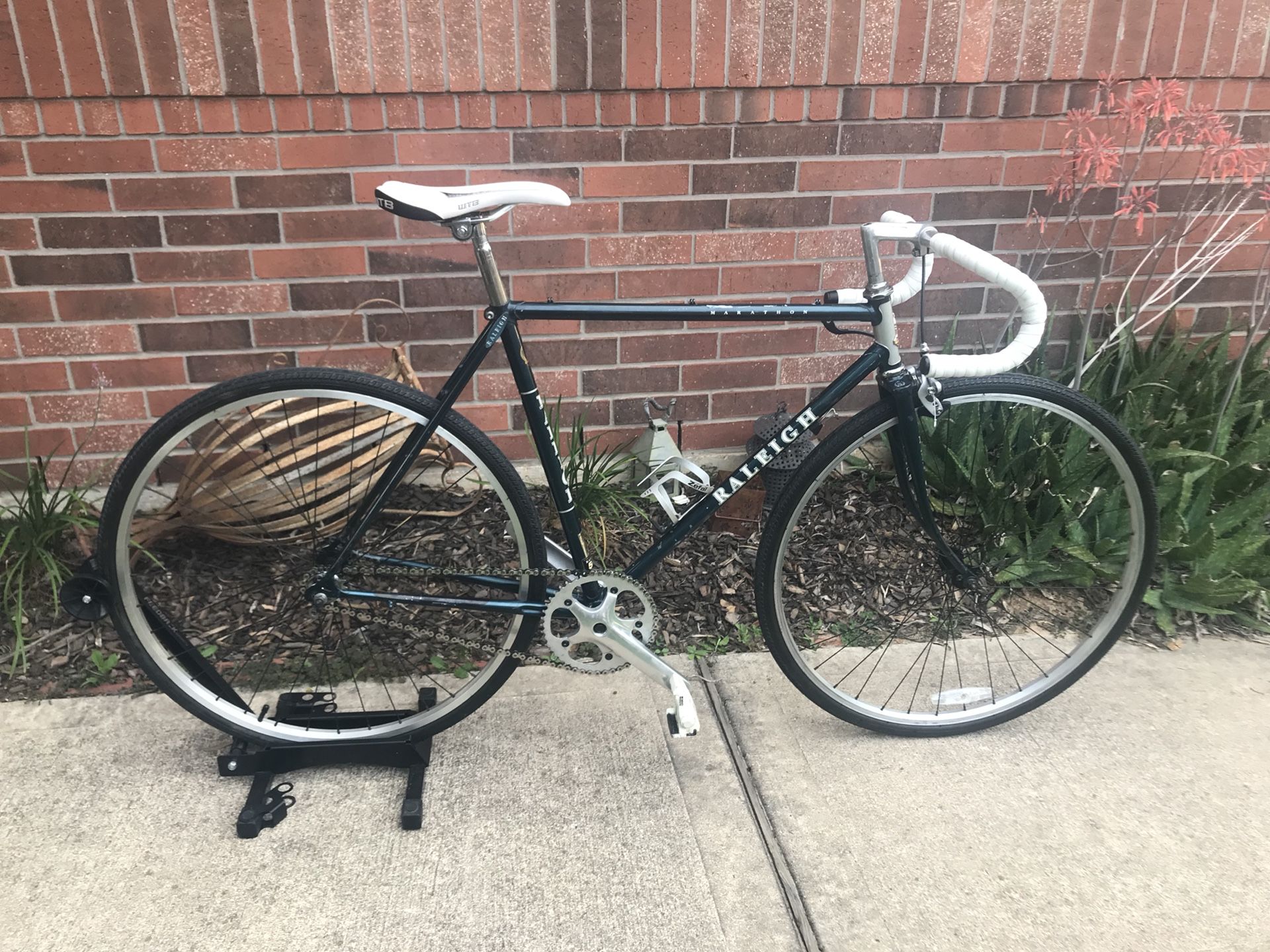Raleigh marathon bicycle sales