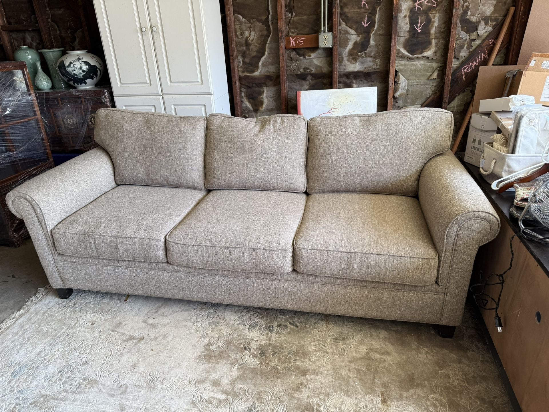 Large Couch Sofa 3 Seater